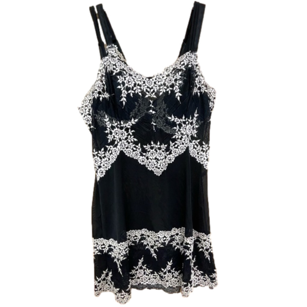 Wacoal slip and bra